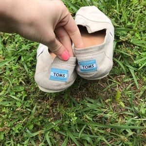Canvas Toms